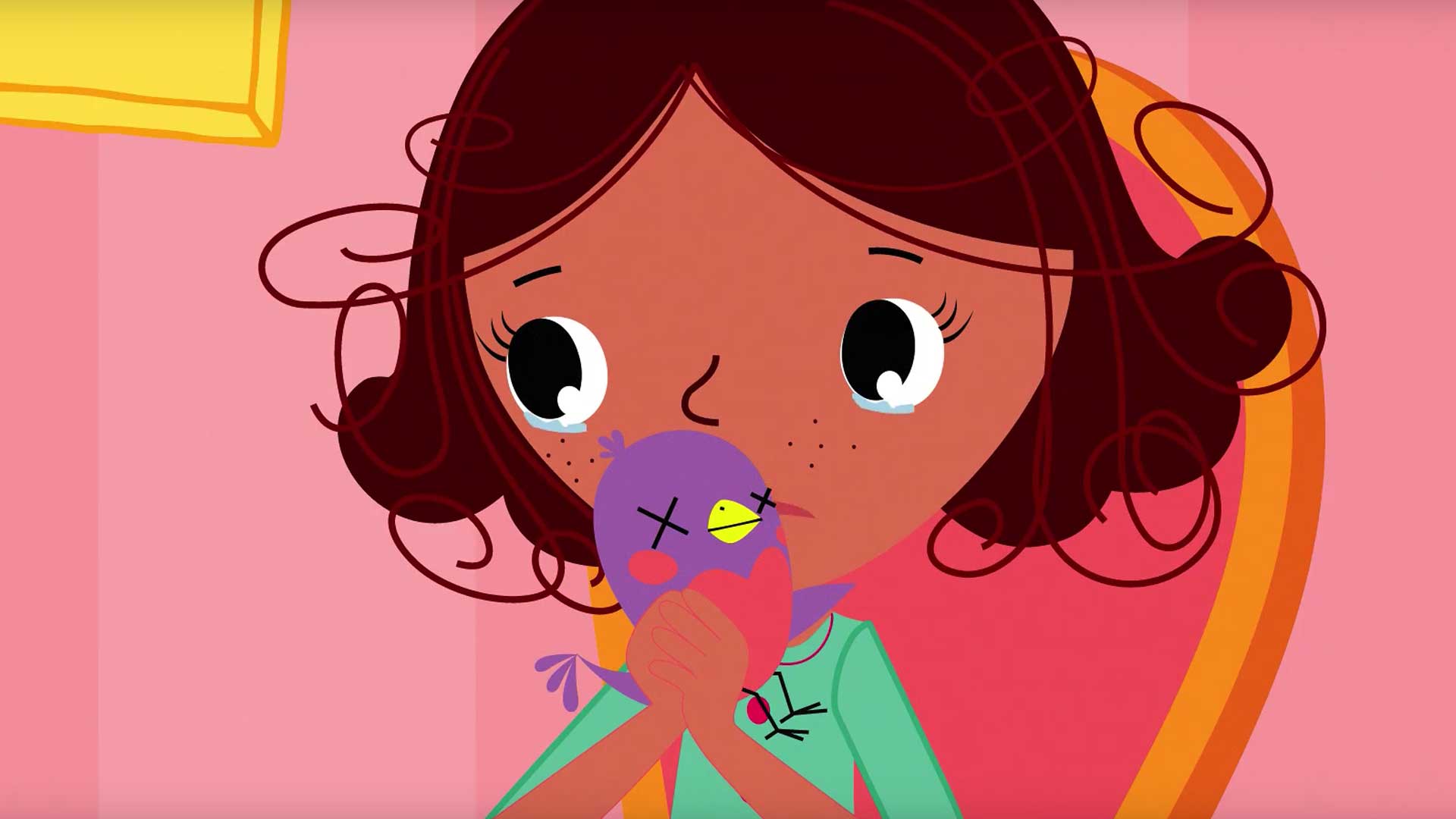Ilustração de uma criança com os olhos cheios de lágrimas. Ela está segurando um pintinho em suas mãos e beijando-o