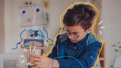 Imagem de um menino exemplificando brincadeiras sustentáveis com plástico, menino aparentando 12 anos está usando óculos e monta um robô com materiais reutilizáveis
