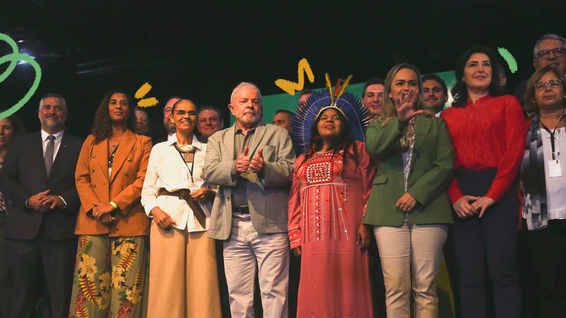 Imagem do presidente Luiz Inácio Lula da Silva, acompanhado de seus ministros e ministras - um grupo multi-étnico de homens e mulheres. A imagem ilustra uma matéria sobre discursos de posse.