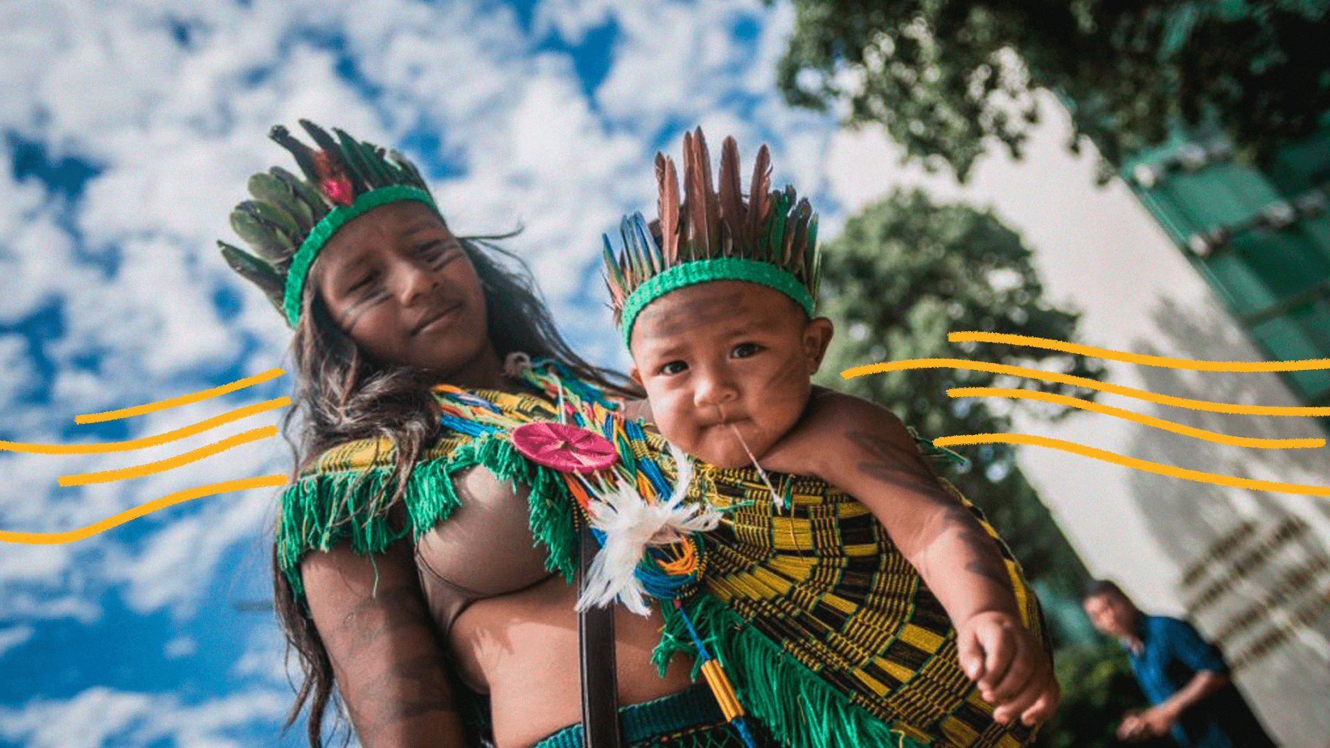 Imagem de capa para matéria sobre a história do Brasil antes da colonização mostra mulher e bebê indigenas.